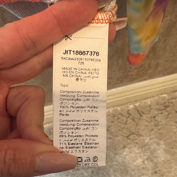 SHEIN Multicolor Tie-Dye Top - Picture 3 of 7